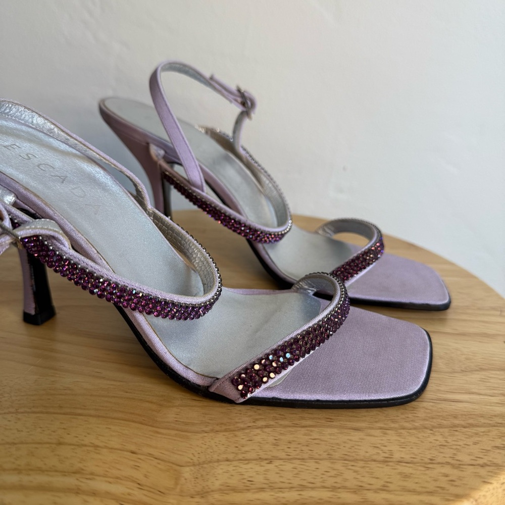 Escada Purple Heels with Ankle Strap and Block Heel - Picture 4 of 8